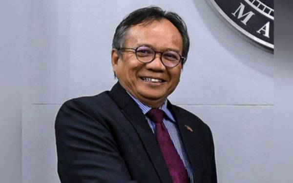 Prof Rahmat Mohamad