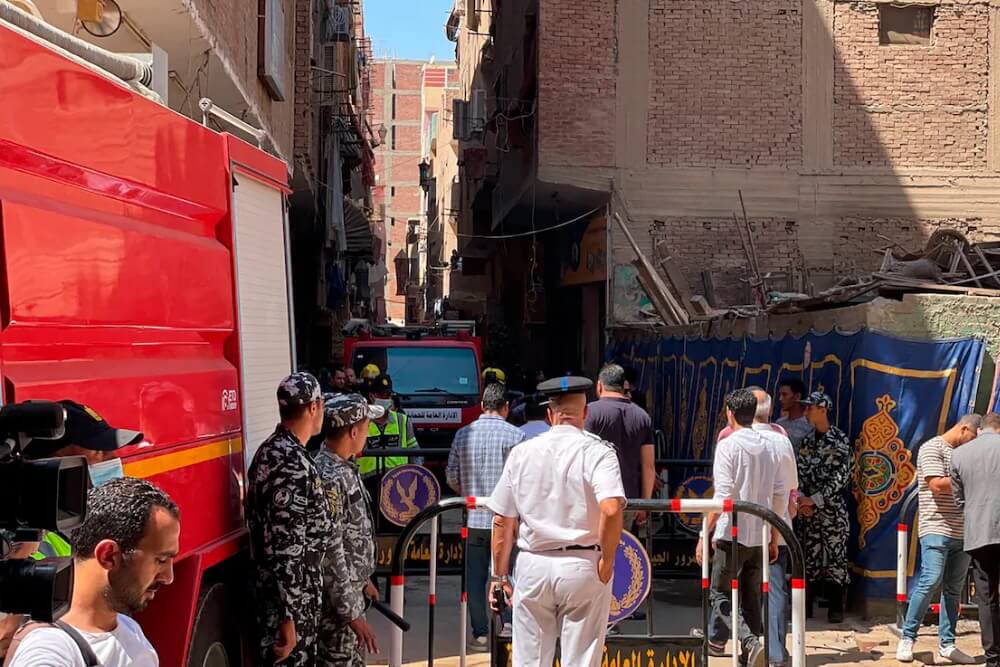 Pemuda Islam selamatkan lima kanak-kanak dalam insiden kebakaran gereja di Mesir