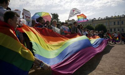 Parlimen Rusia haramkan promosi LGBT di semua peringkat umur