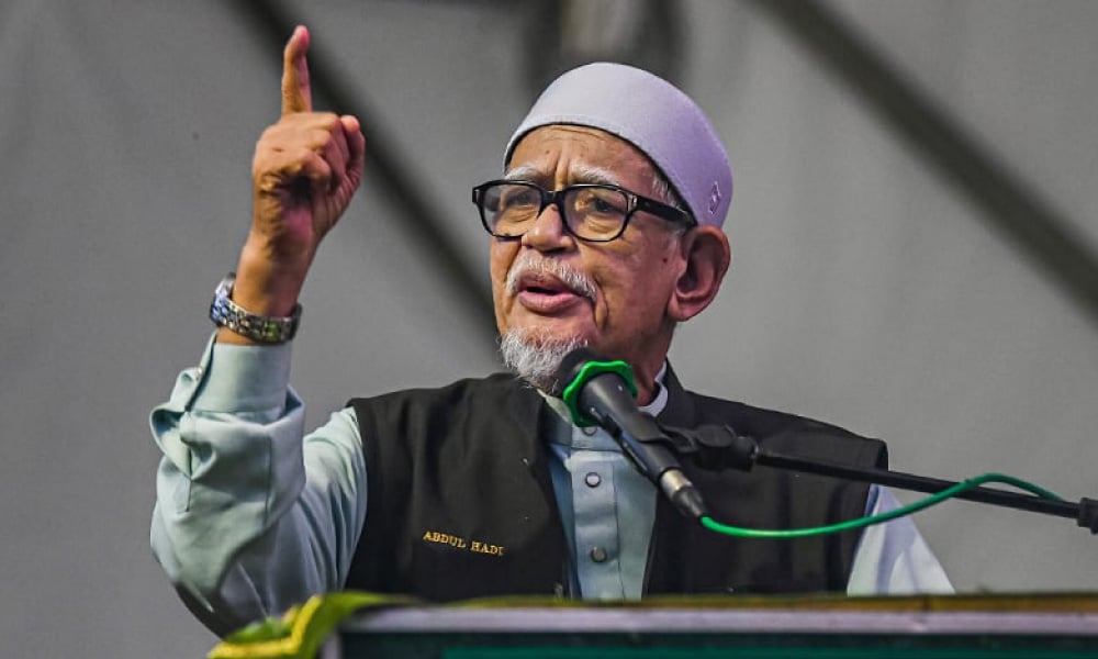 Kebangkitan Islam di dunia sedang dihalang dengan fitnah, penipuan - Hadi Awang