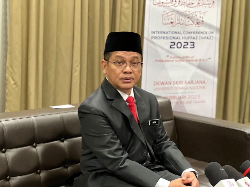 Foto: Menteri Agama ketika sesi soal jawab bersama media selepas Majlis Pelancaran
