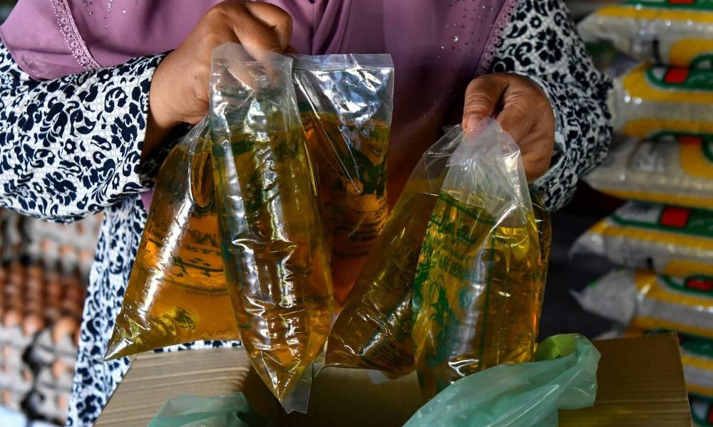 Bekalan minyak masak paket bersubsidi belum tahap krisis