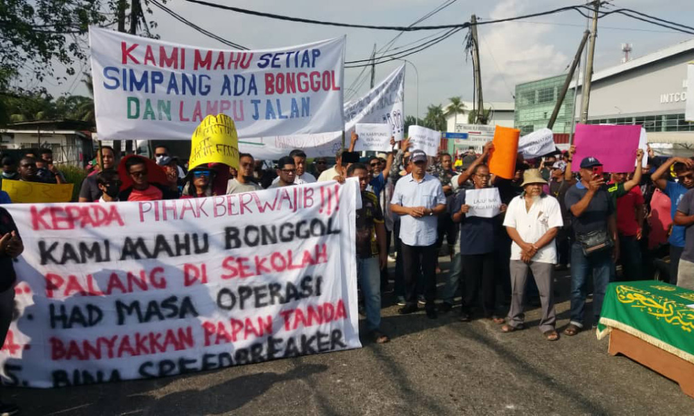 20 maut, 20 000 penduduk Kampung Telok Gong minta naik taraf jalan utama