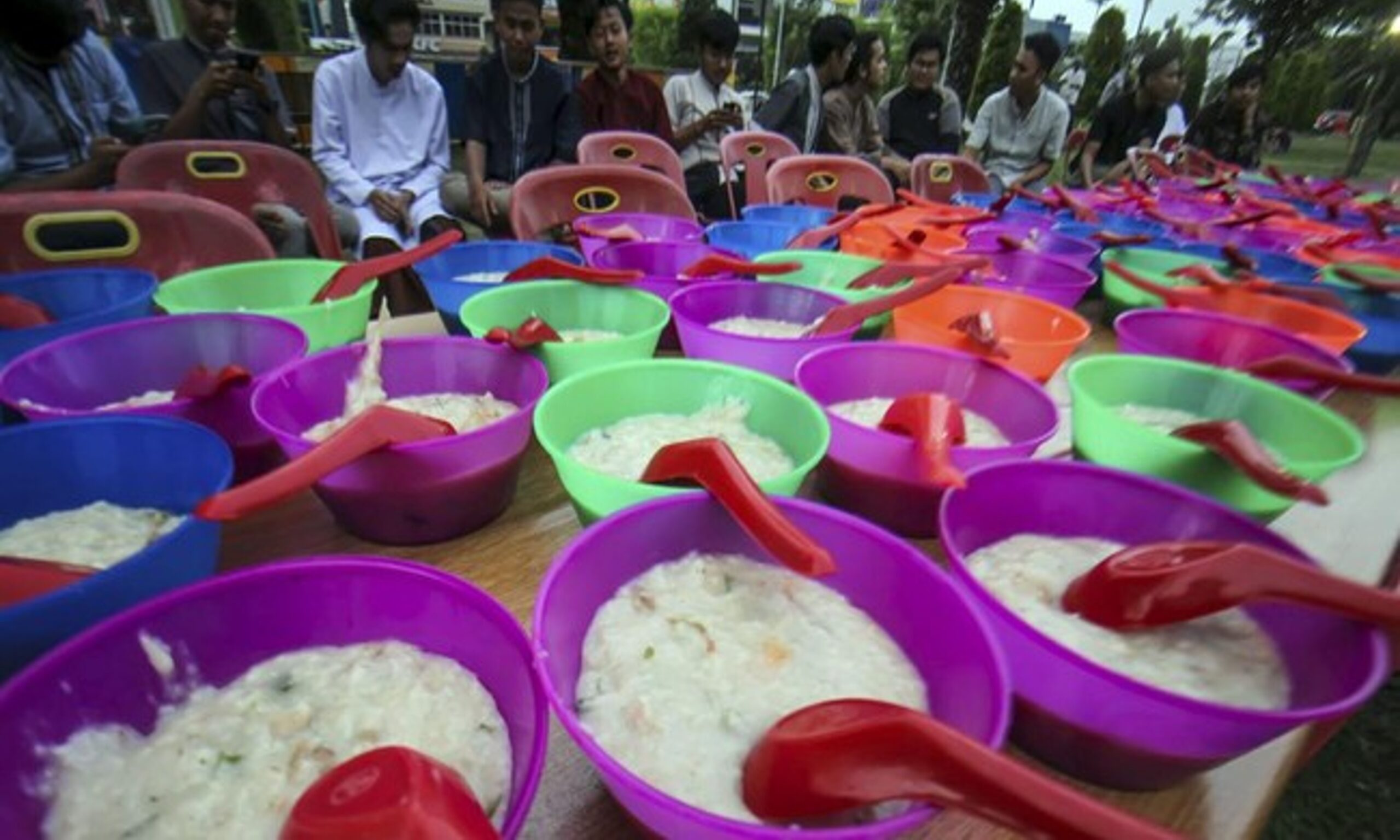 Aceh: Bukan mahram dilarang duduk semeja berbuka puasa