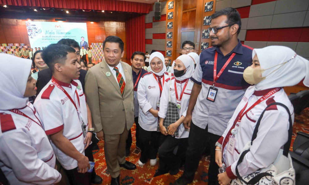 Malaysia perlu lebih 40,000 penolong pegawai perubatan menjelang 2025