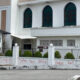 Tembok pagar masjid diconteng dengan tulisan hina nabi
