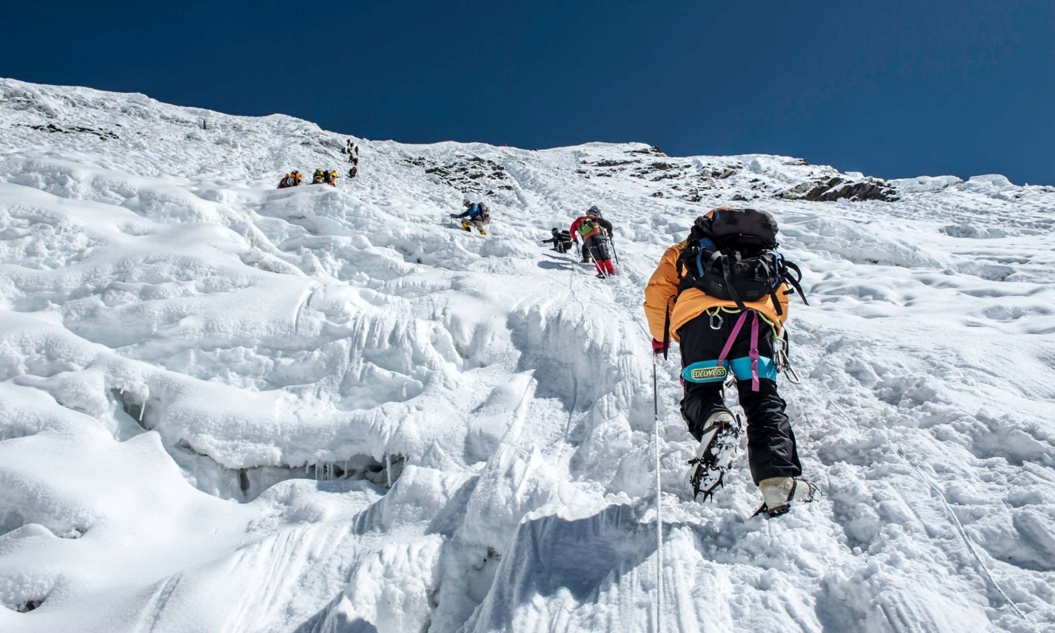 KBS digesa siasat menyeluruh kes kematian pendaki Everest