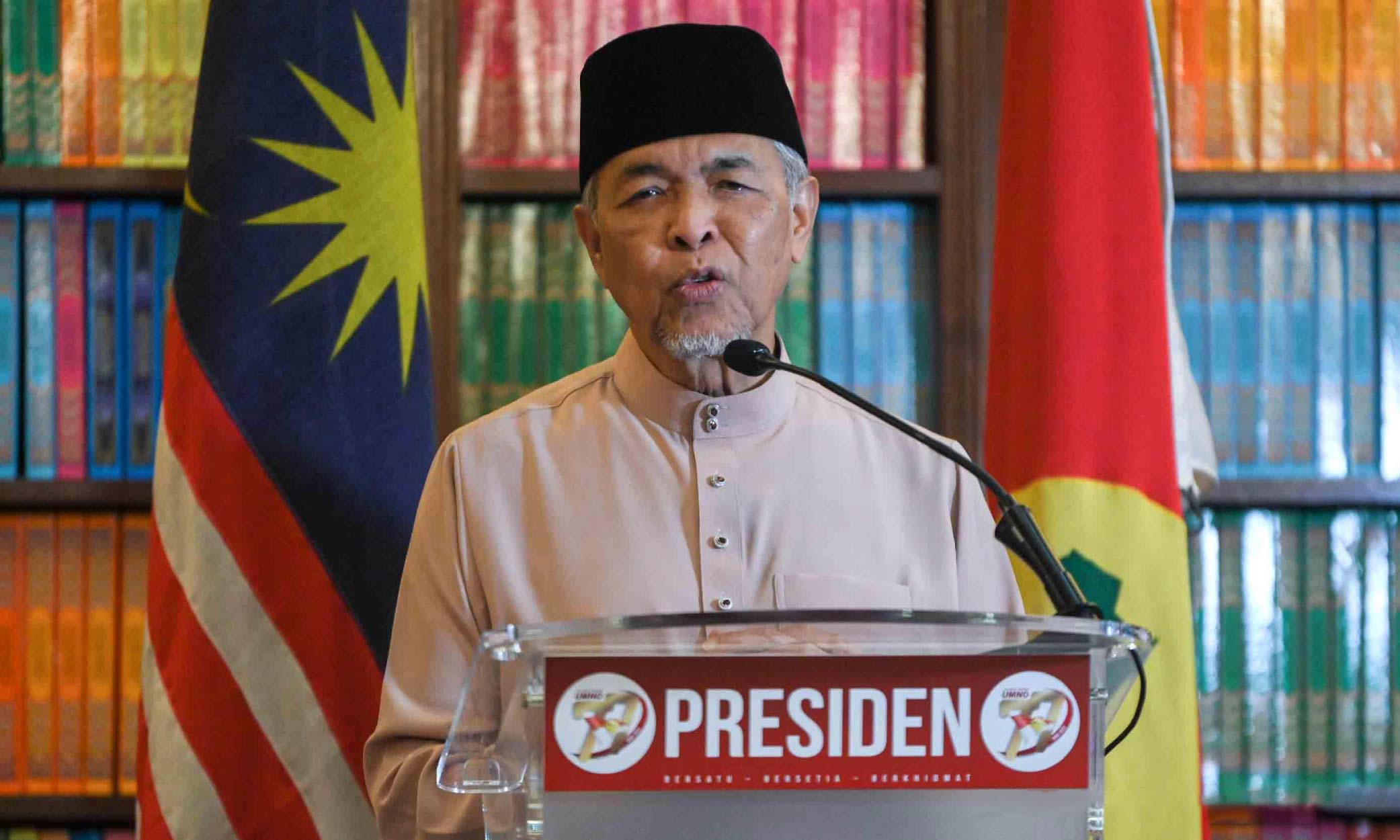 'PAS, BERSATU kahwin muta'ah' – Zahid