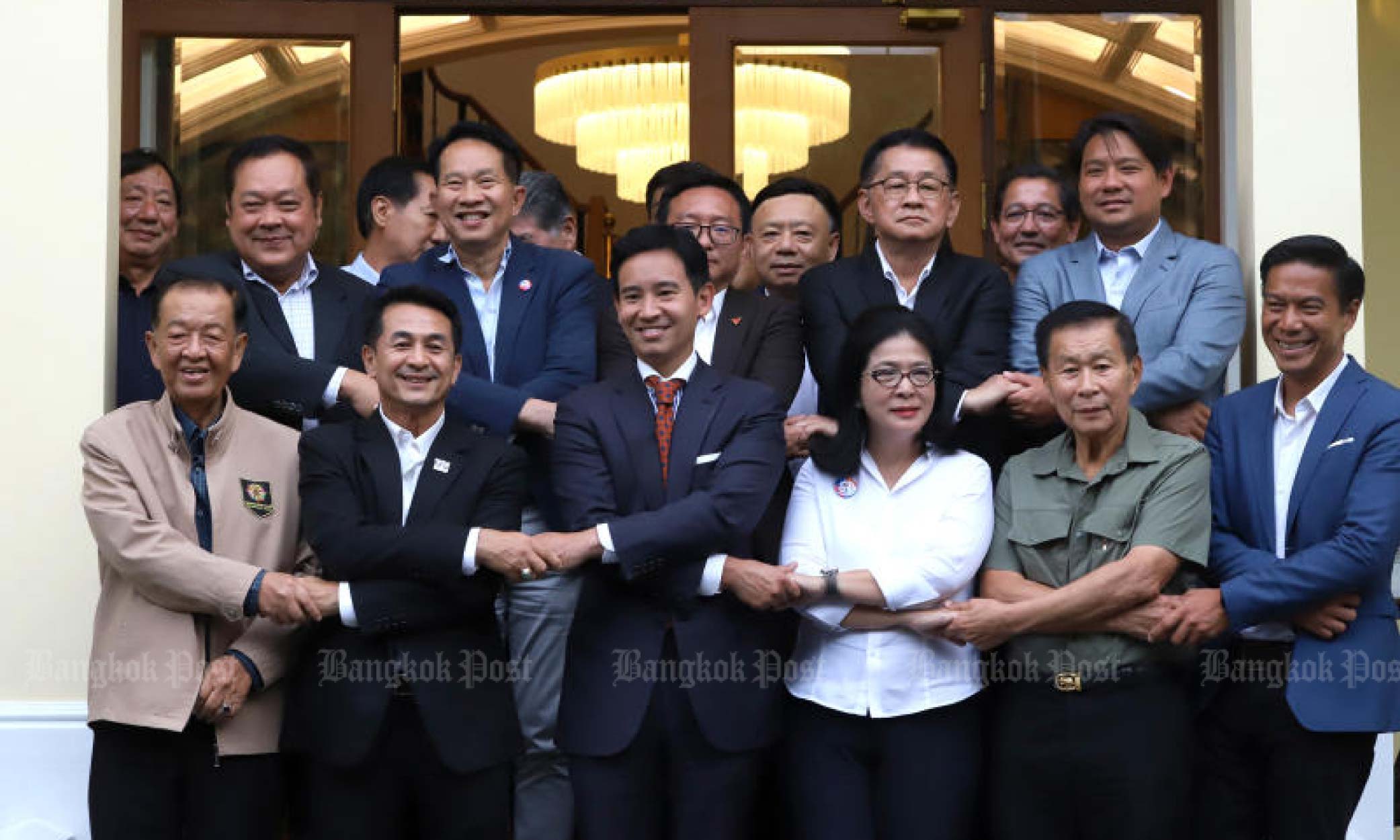 Parti Move Forward Thailand umum tubuh kerajaan campuran