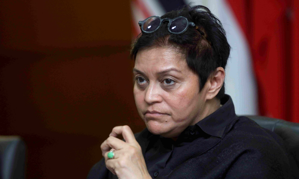 Akta Suruhanjaya Kanak-kanak akan dibentang tidak lama lagi – Azalina