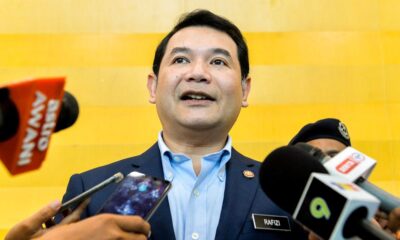 9 daripada 10 individu percaya Dasar Gaji Progresif akan gagal - Rafizi