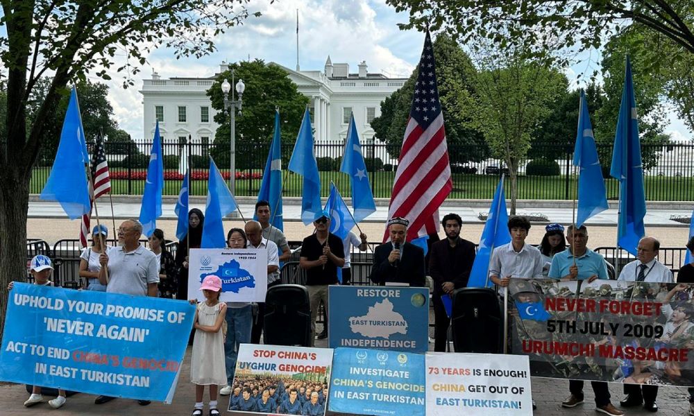 Etnik Uighur desak China hentikan penindasan, tuntut kemerdekaan