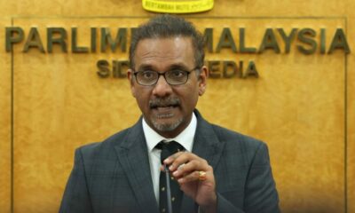 Kenyataan Tun Mahathir tidak berasas dari segi undang-undang - Ramkarpal