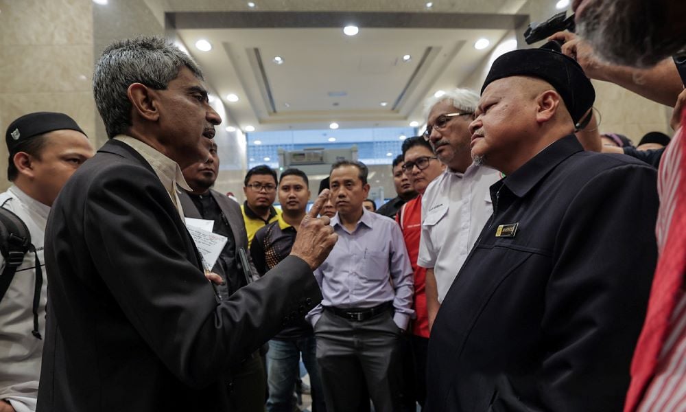 Mahkamah terkhilaf benar guna bahasa Cina, Tamil di sekolah vernakular – Peguam