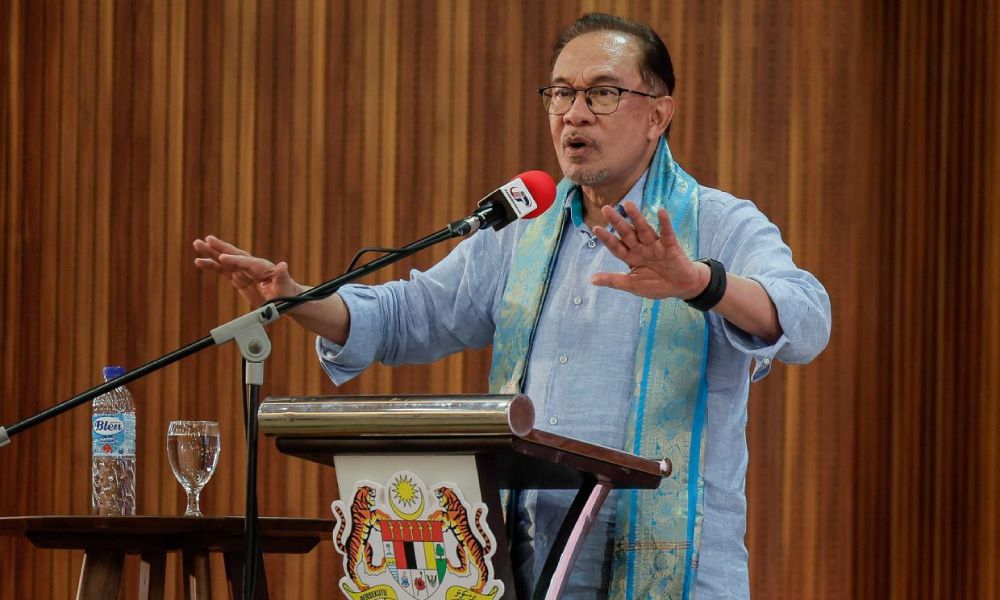 Raja-Raja Melayu tidak wajar jadi perbahasan politik – PM