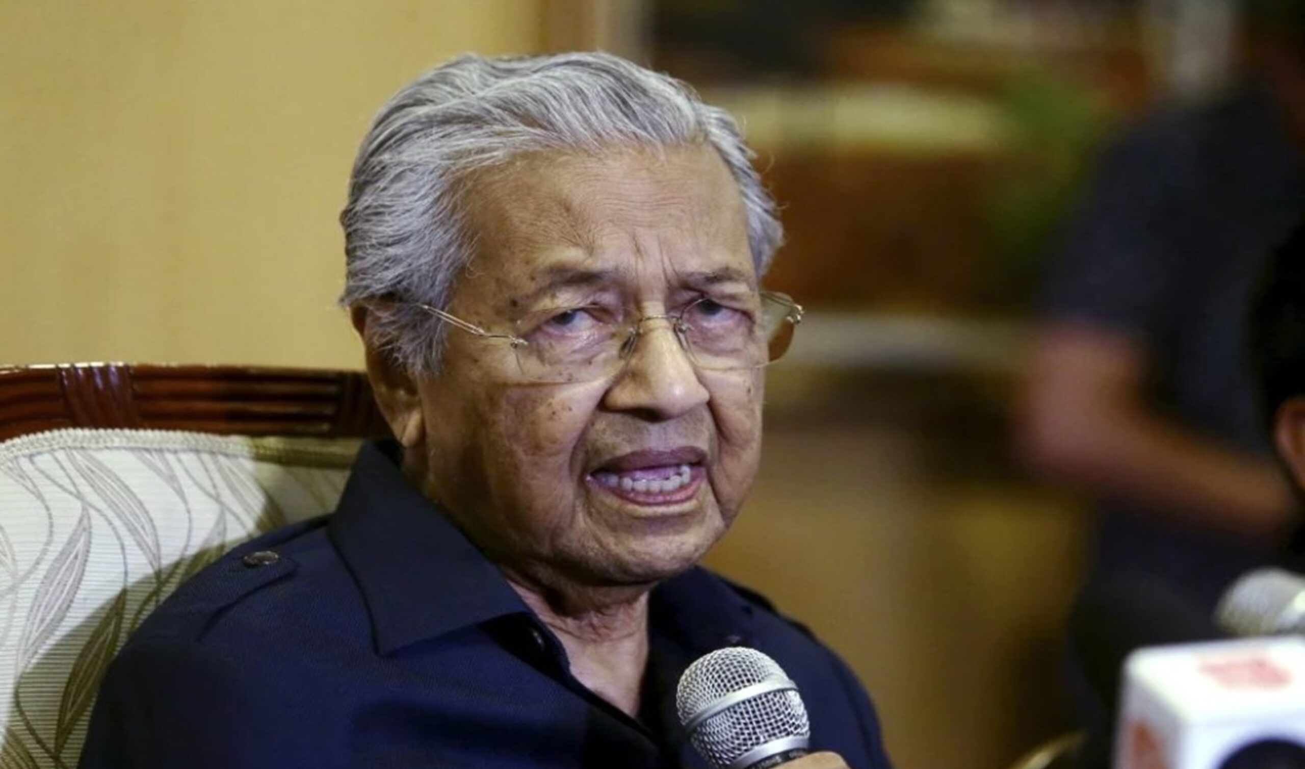 Tun M dakwa ramai kenamaan Melayu dalam ketakutan