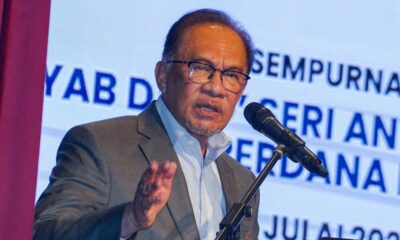 Pemerolehan aset tentera tidak boleh libat pihak luar – Anwar