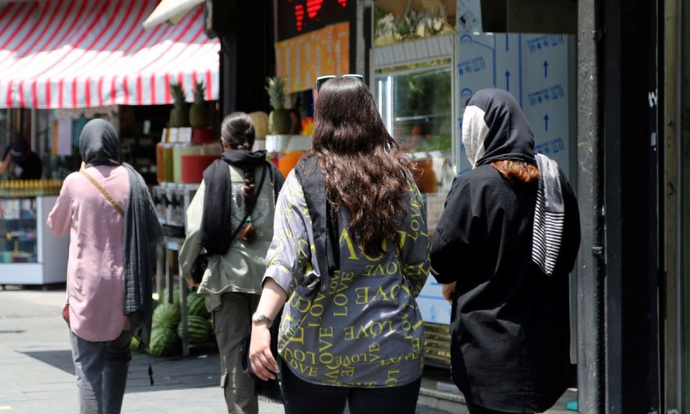 Undang-undang hijab Iran dikaji semula secara tertutup