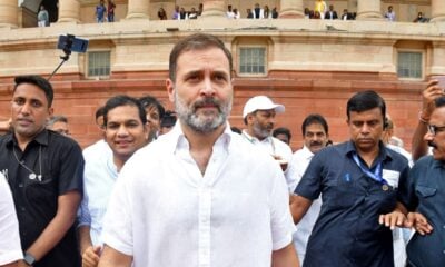 Rahul Gandhi kembali ke Parlimen India