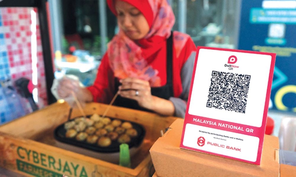 Caj QR DuitNow, Peniaga kecil, sederhana rasa dikhianati