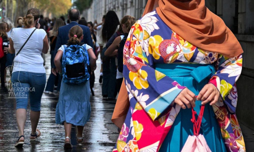 Kimono disamakan jubah keagamaan, pengetua sekolah Perancis arah pelajar pulang