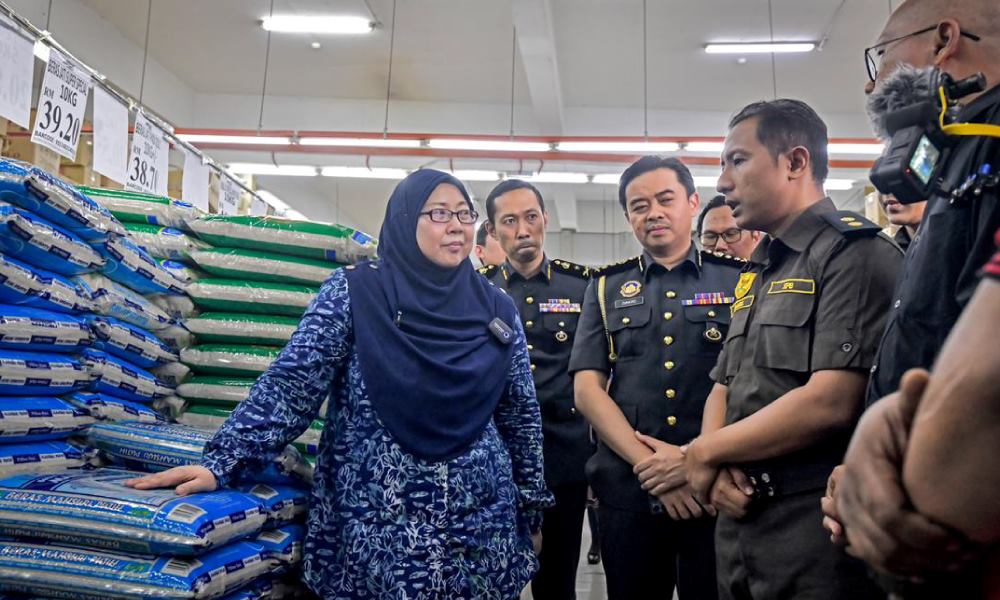 Guna saluran aduan yang betul, tular hanya lambatkan proses – Fuziah Salleh