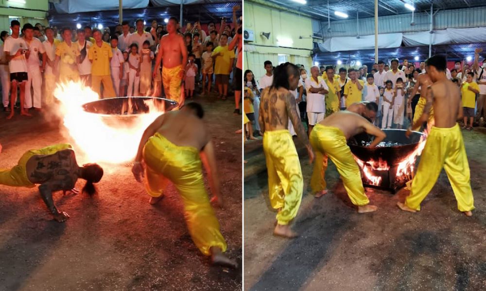 Upacara masukkan muka dalam minyak panas di tokong Cina dikutuk netizen