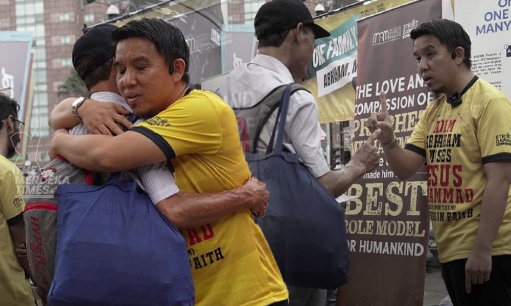 Mega Street Dakwah 2023 saksikan seorang lelaki berbangsa Cina peluk Islam